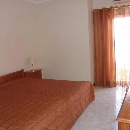 Apartamento Columbus T2 Frente Mar E Piscina Quarteira