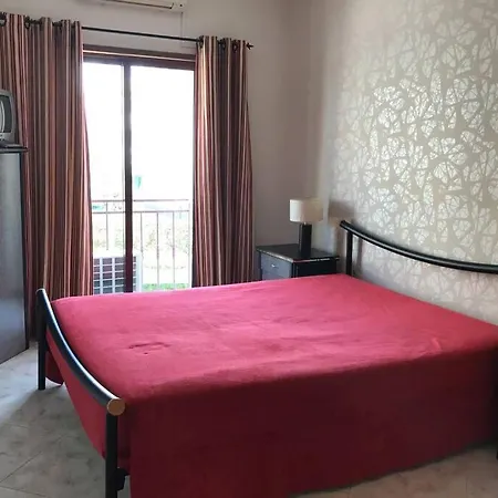 Columbus T2 Frente Mar E Piscina Quarteira